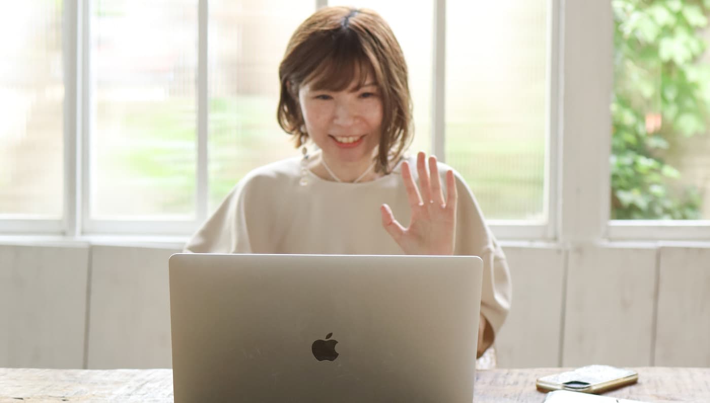 世界観で想いを伝えるインスタ魅せ方コンサルタント あい